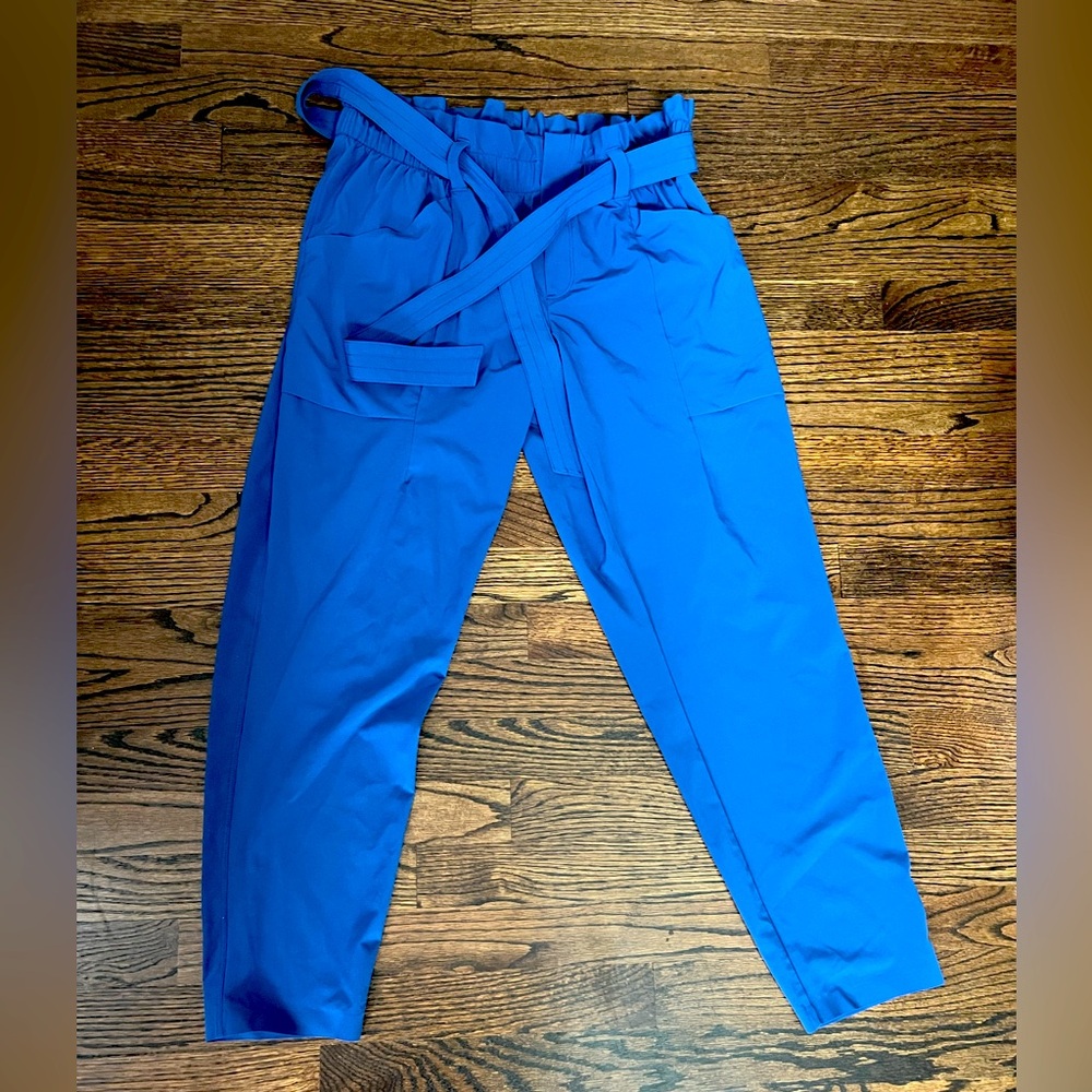 Athleta Skyline Pants Paperbag Elastic Waist Featherweight Blue Size 10